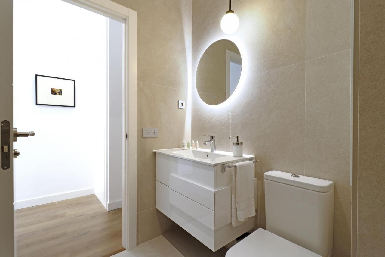 Reina Sofia Boutique II Apartment Madrid Ngoại thất bức ảnh