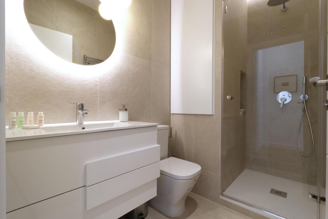 Reina Sofia Boutique II Apartment Madrid Ngoại thất bức ảnh